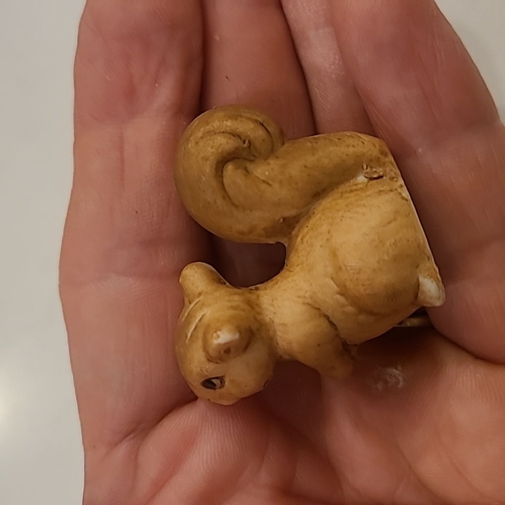 Vintage Homco Mini Squirrel - Picture 3 of 4